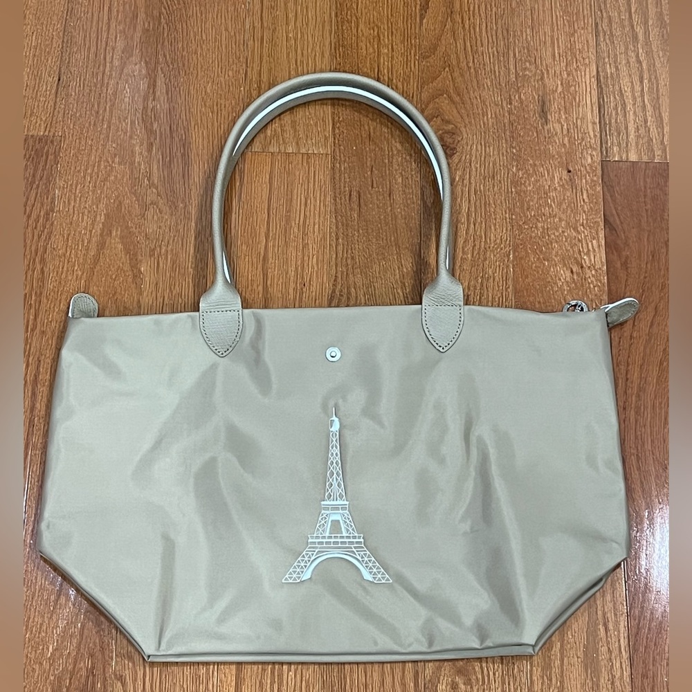 Longchamp eiffel tower embroidered large tote in beige color brand new